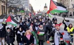 İsveç’te yüzlerce kişi katil İsrail’i protesto etti