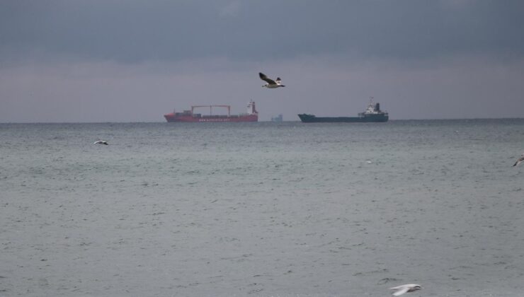 Tekirdağ’da deniz ulaşımını poyraz vurdu