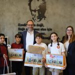 23 Nisan Ulusal Egemenlik ve Çocuk Bayramı...Sadıkoğlu makamını çocuklara devretti